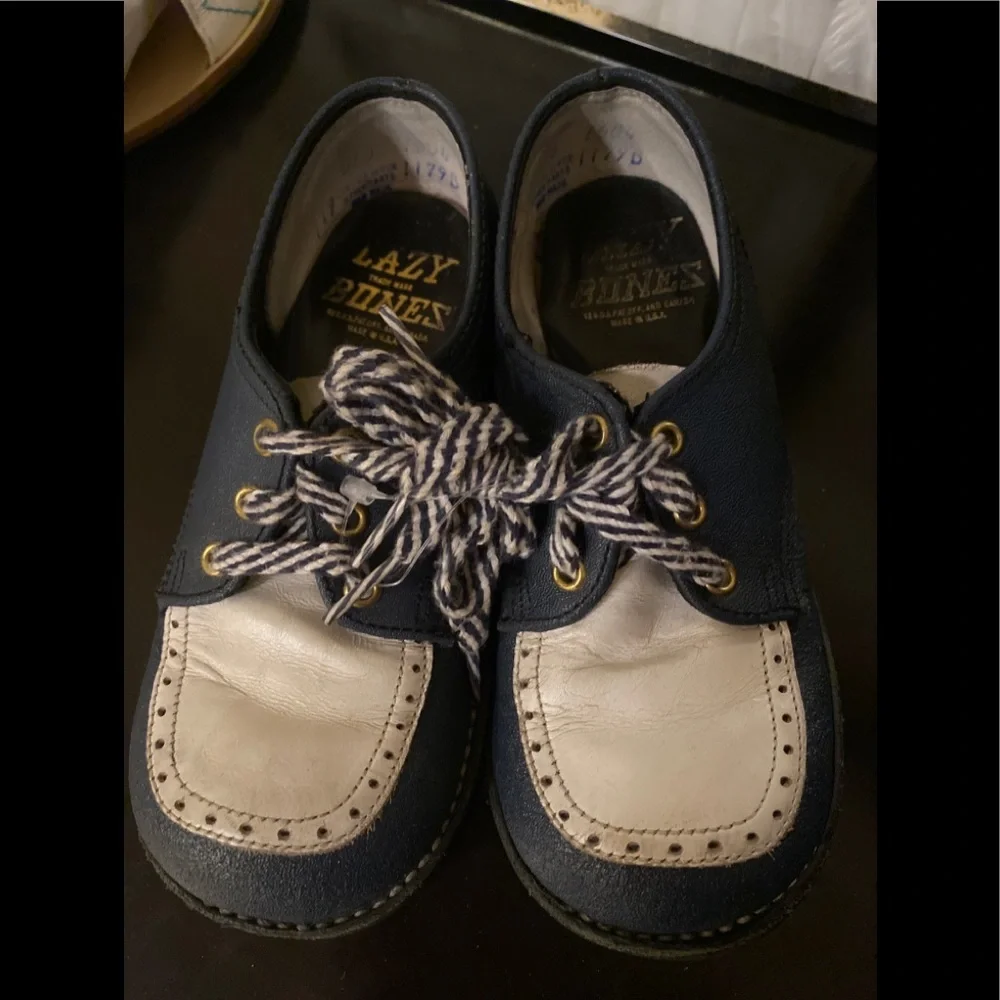 Vintage Lazy Bones Children’s Lace Up Oxford Loafers